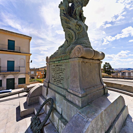 Monumento ai Caduti - Caltanissetta Sicilia